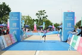 国王杯战报：拉菲尼亚助攻双响，瑟洛特补时绝平，巴萨4-4战平马竞